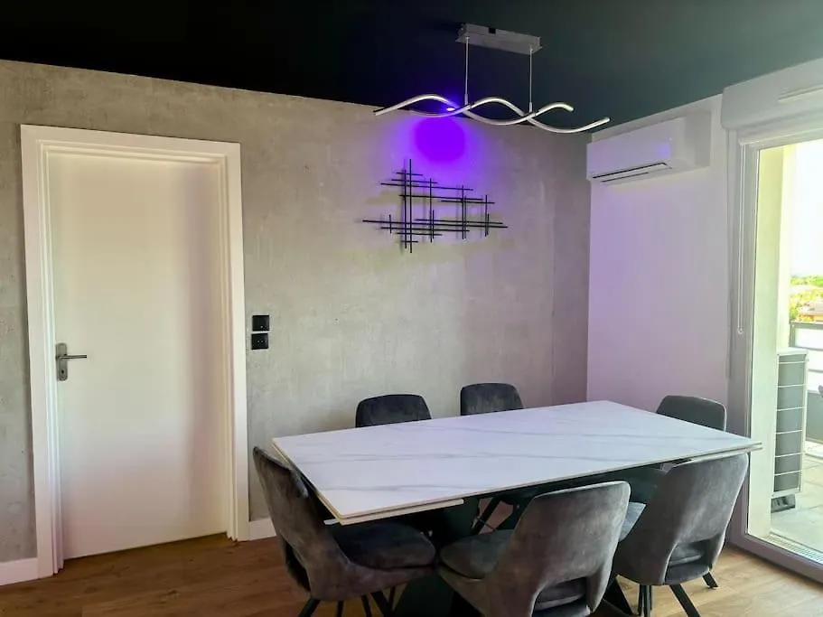 Penthouse Manhattan Jacuzzi Balneo Suite Luxe تولوز شقة