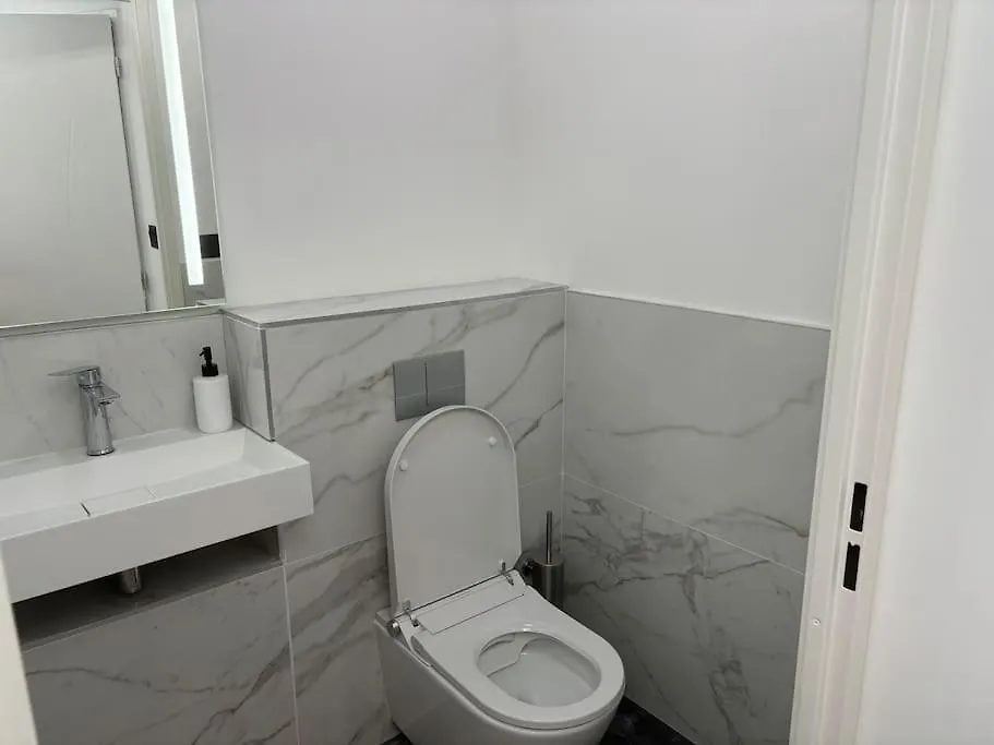 Penthouse Manhattan Jacuzzi Balneo Suite Luxe تولوز شقة
