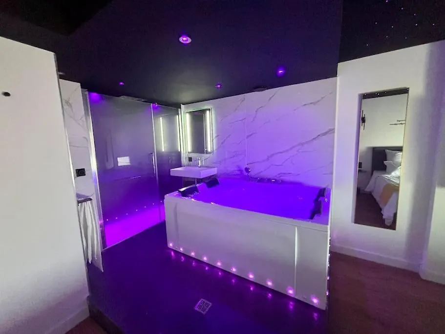 Penthouse Manhattan Jacuzzi Balneo Suite Luxe تولوز 0*,